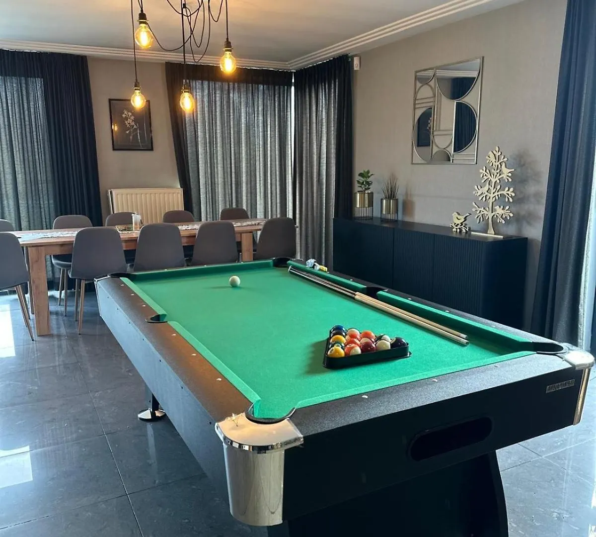 Villa Azzura Ostende 0*,  Bélgica